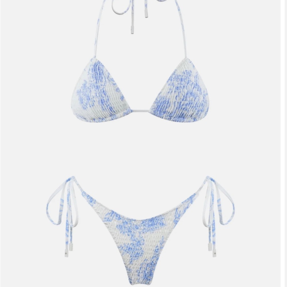 Triangl Vinca Bikini Set in Indigo Size Small